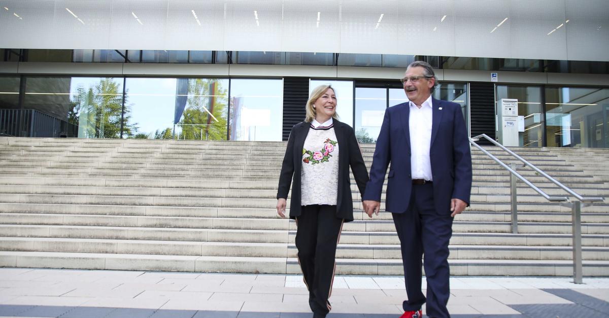 Klaus Peter Schellhaas bleibt Landrat in Darmstadt-Dieburg